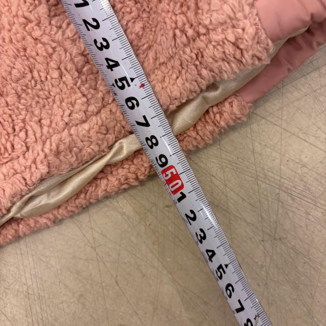 파리게이츠 빅로고 핑크 플리스 크롭 맨투맨 상품이미지5