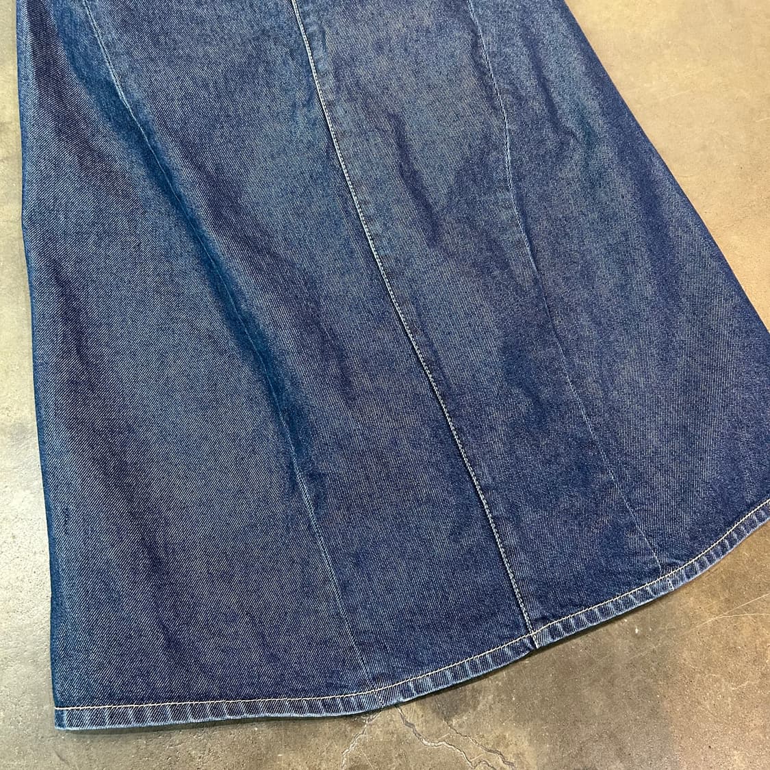 리바이스 엔지니어드진 롱 스커트 상품이미지3