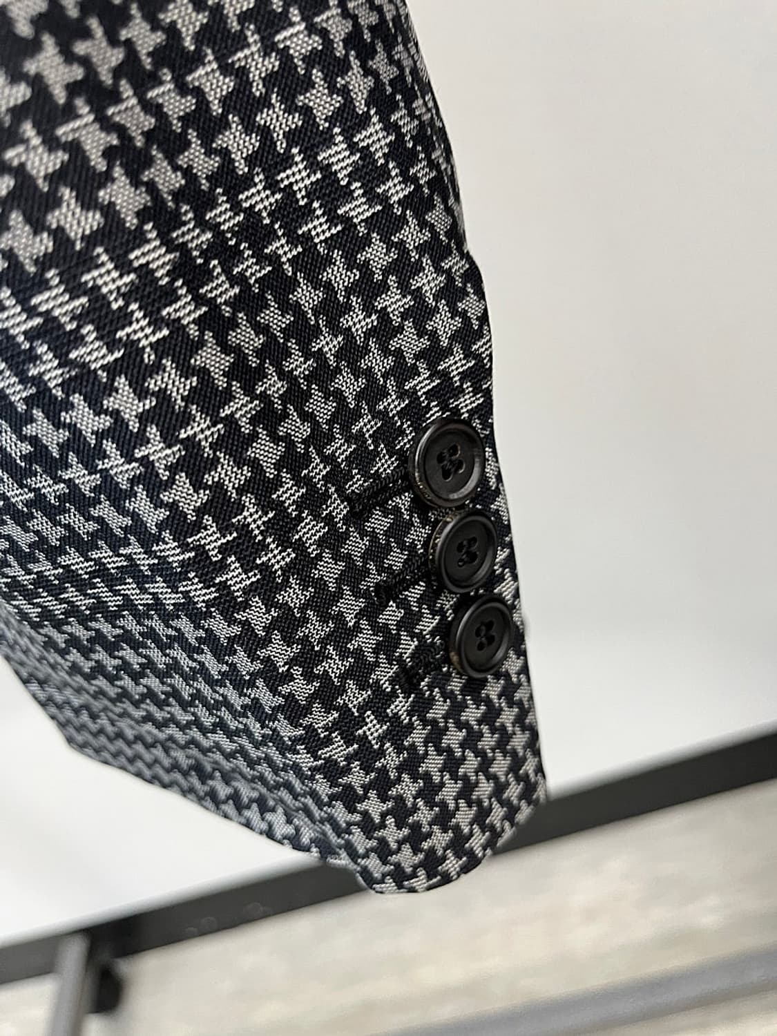 100) 프라다 하운드 스판자켓  상품이미지6