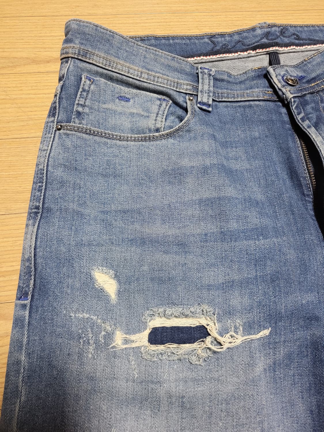 시리즈 워싱 청바지
 상품이미지3