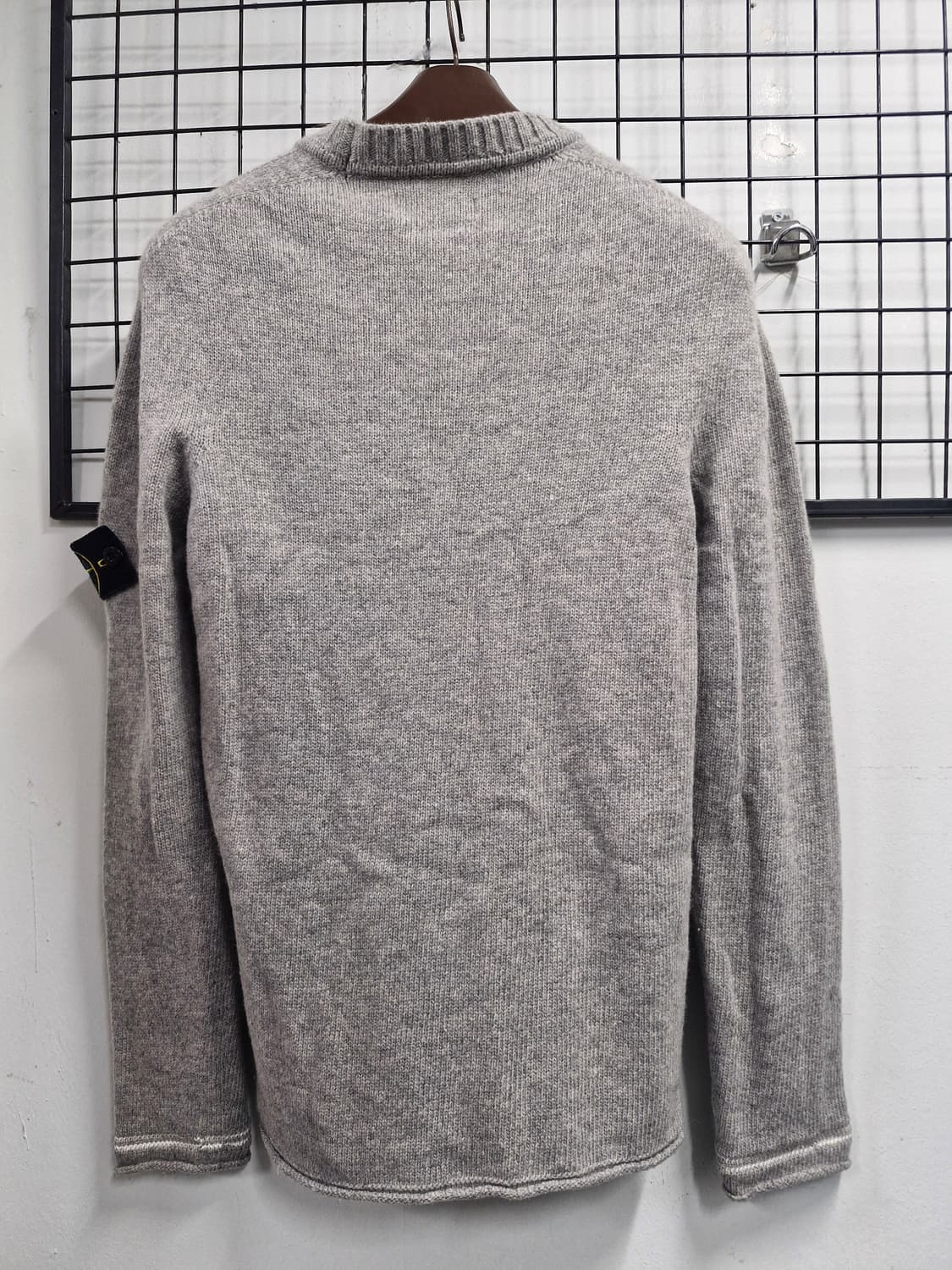 95M 스톤아일랜드 울 니트 스웨터 그레이 상품이미지6