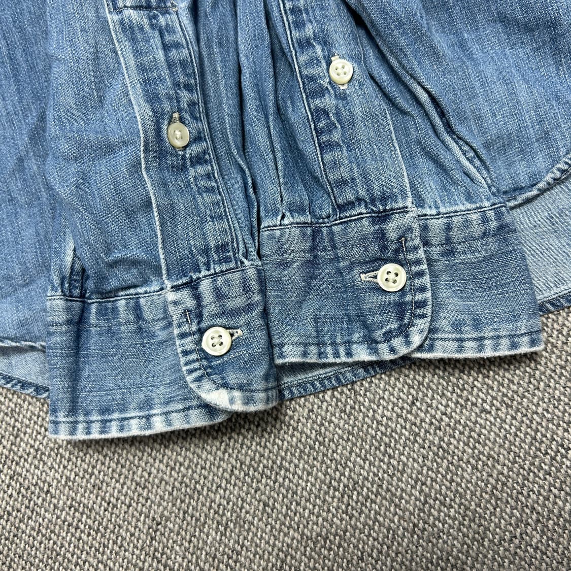 폴로 클래식핏 QR라벨 데님셔츠(M) 상품이미지3