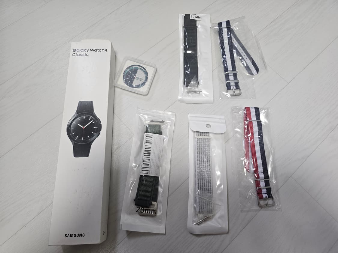 갤럭시워치4 클래식 42 팝니다 상품이미지1