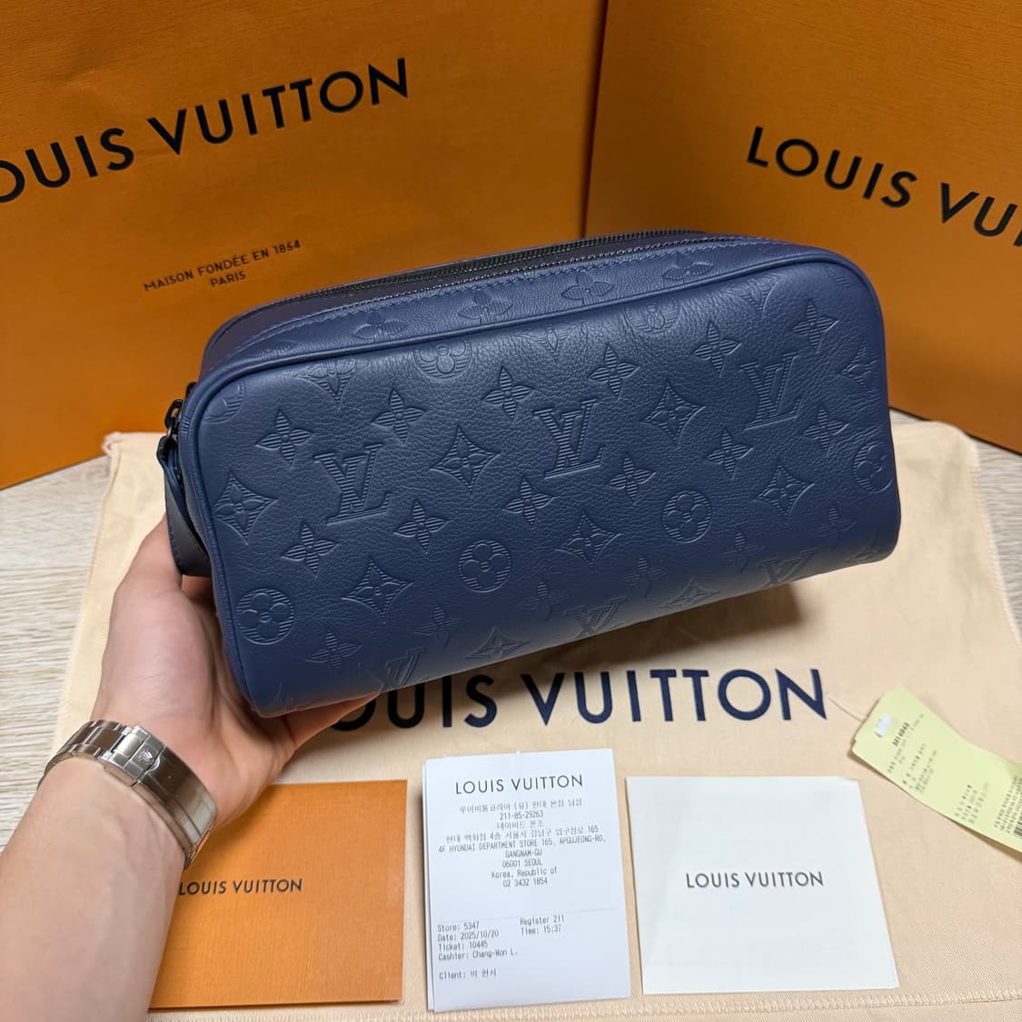 [새상품/선물가능] 루이비통 쉐도우 도프 키트 돕키트 파우치백 상품이미지2