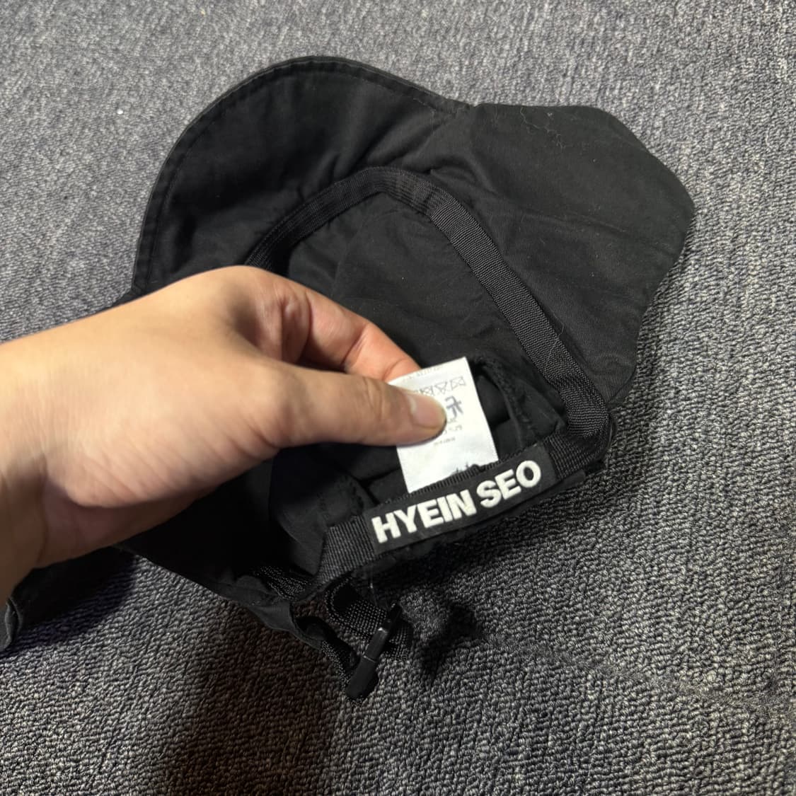 혜인서 Hyein Seo Flap Hat w Mask 상품이미지8