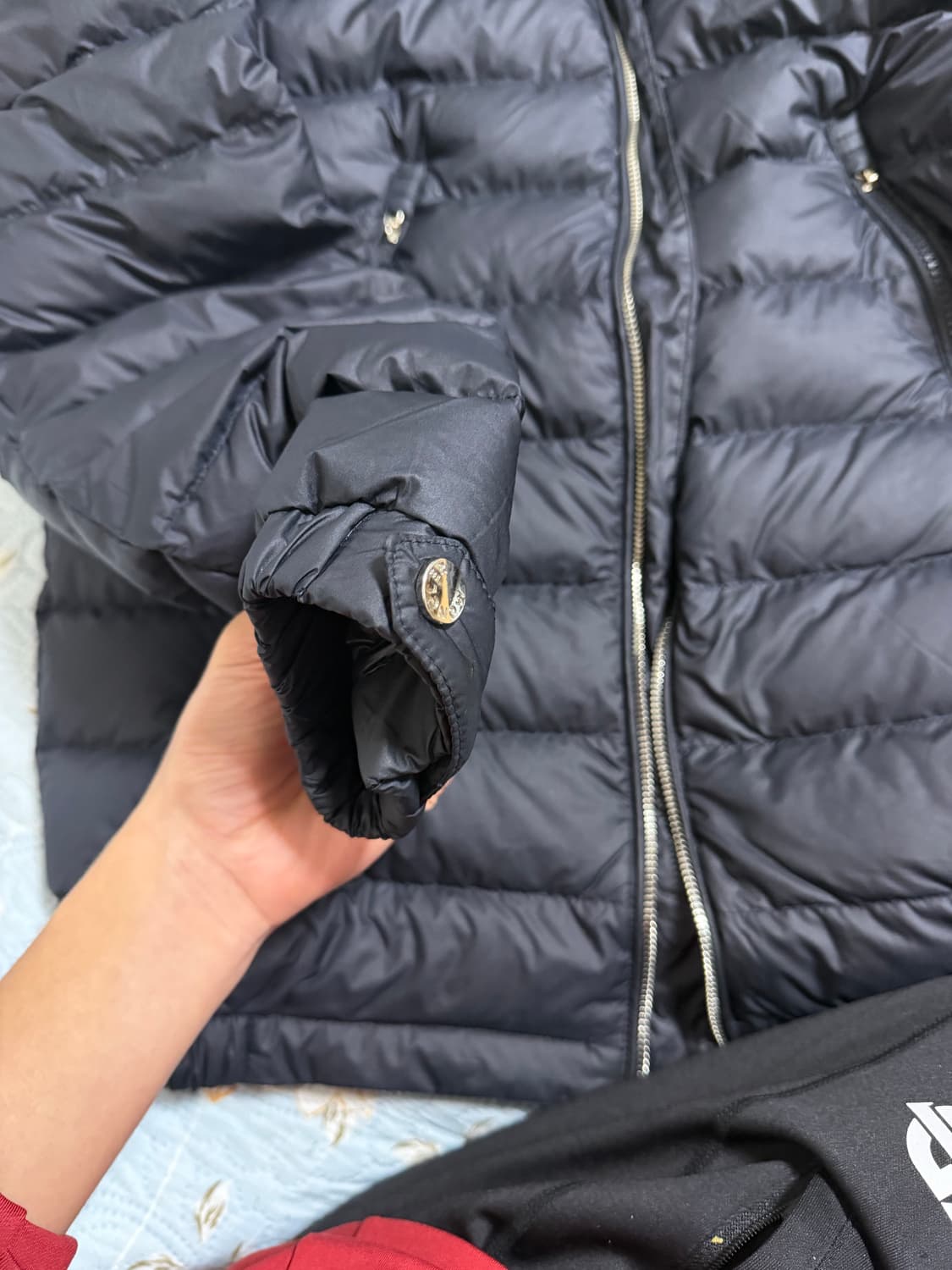 Moncler Maya Navy Blue 상품이미지3