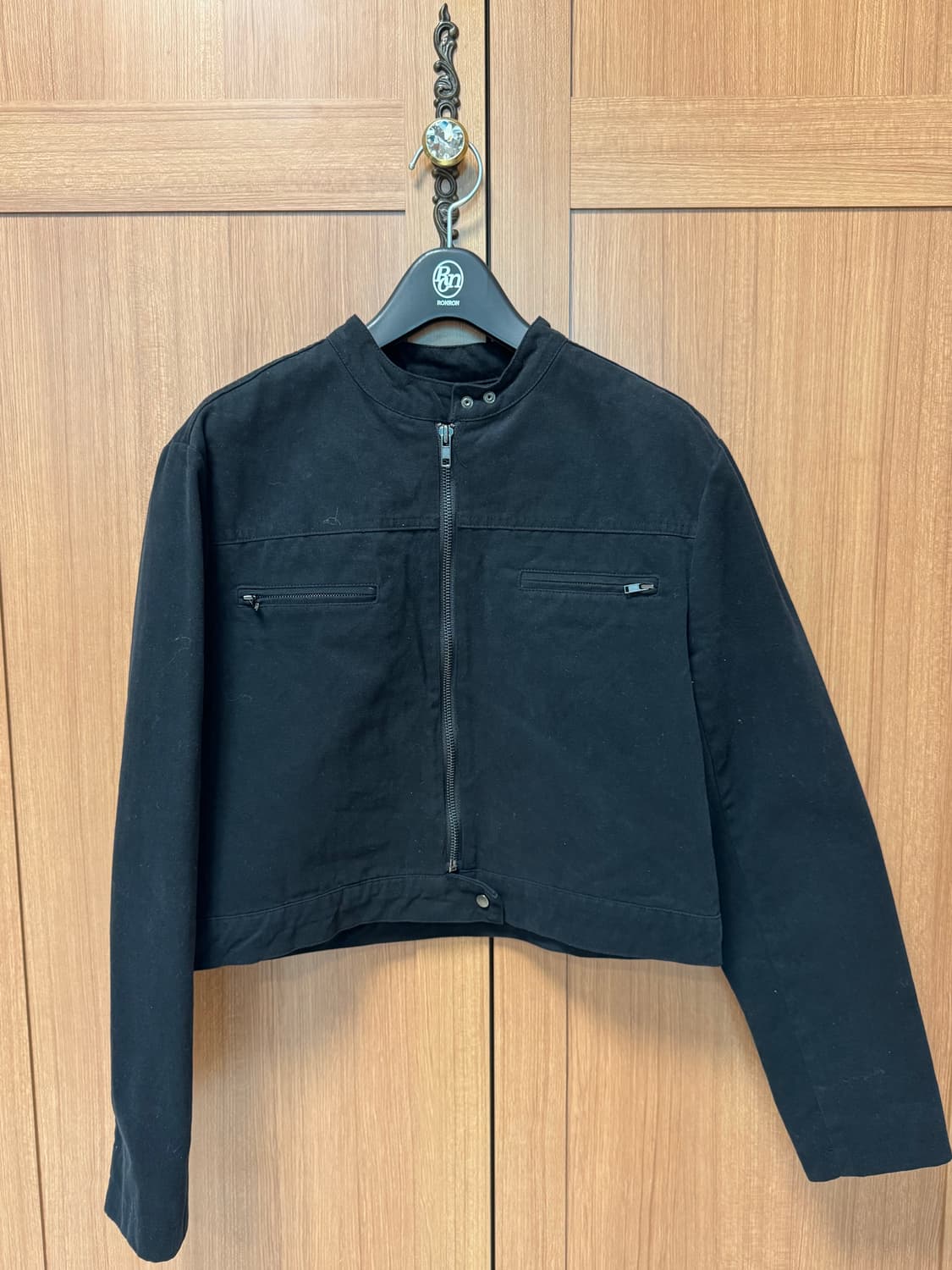 스웨이드 크롭 스냅 자켓 상품이미지1