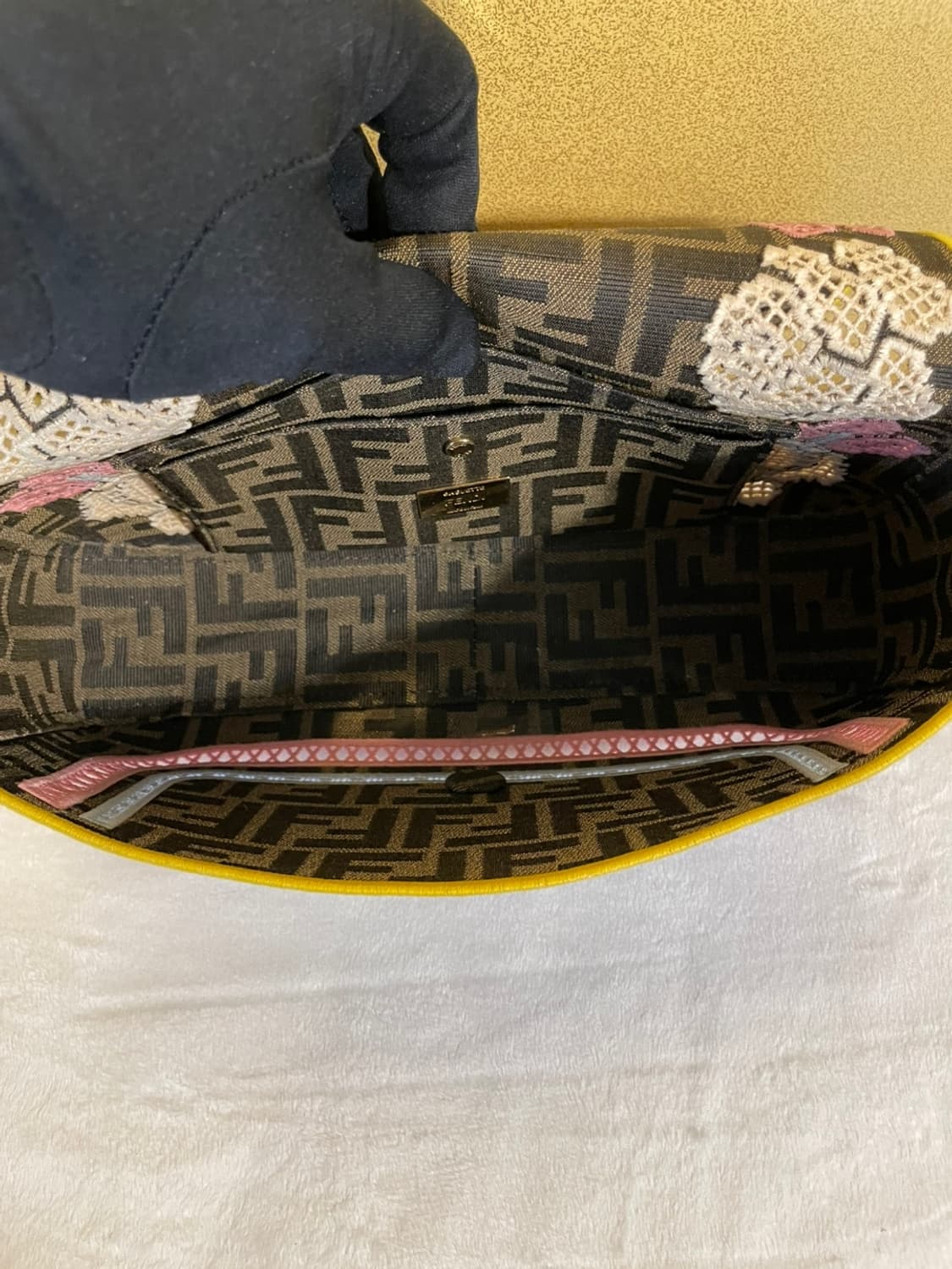 FENDI 자수 바게트 핸드백 상품이미지3