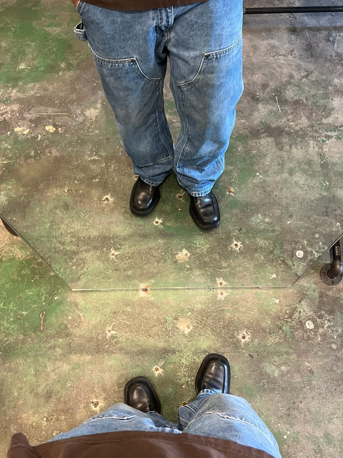 [34x32] 칼하트 B73 DST 더블니 데님 워크팬츠 덩가리핏 상품이미지4