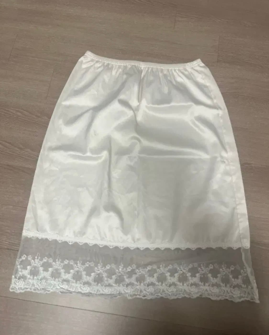 루루서울 Miss Rosy 스커트 (white) 상품이미지2