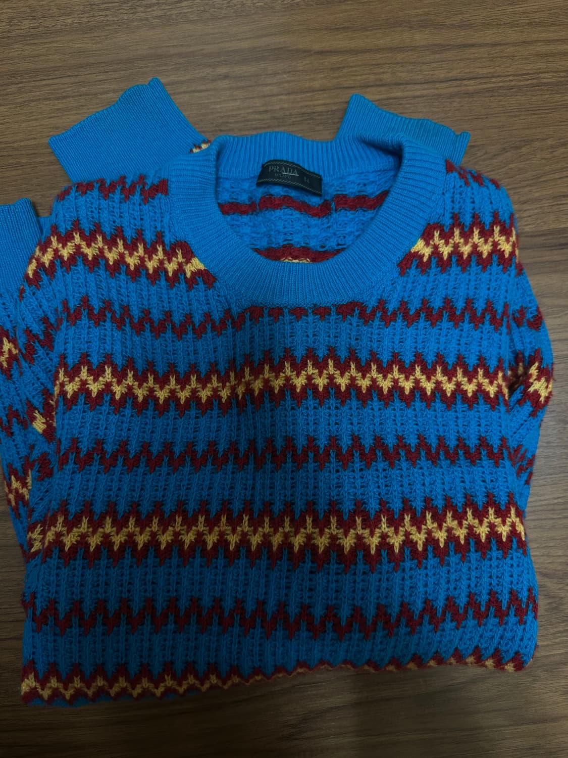 프라다 니트 상품이미지2