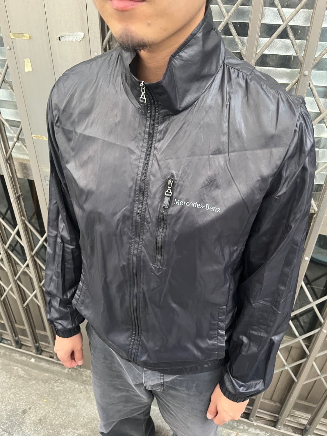 Mercedes-Benz 블랙 라이트 자켓 상품이미지1