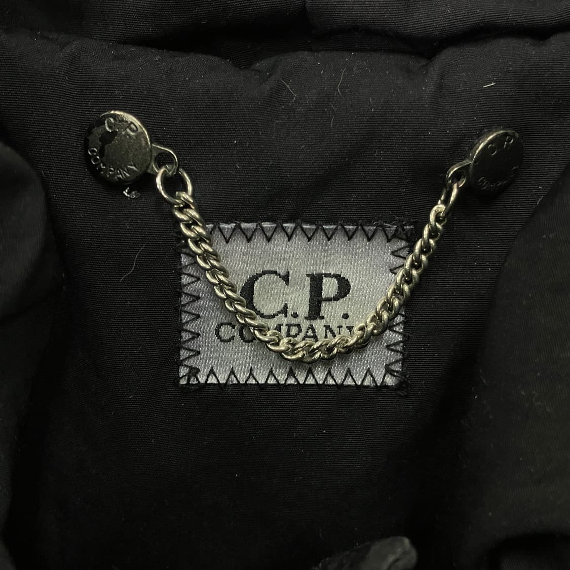 CP컴퍼니 노르지 고글 후드 패딩 점퍼 95 상품이미지3