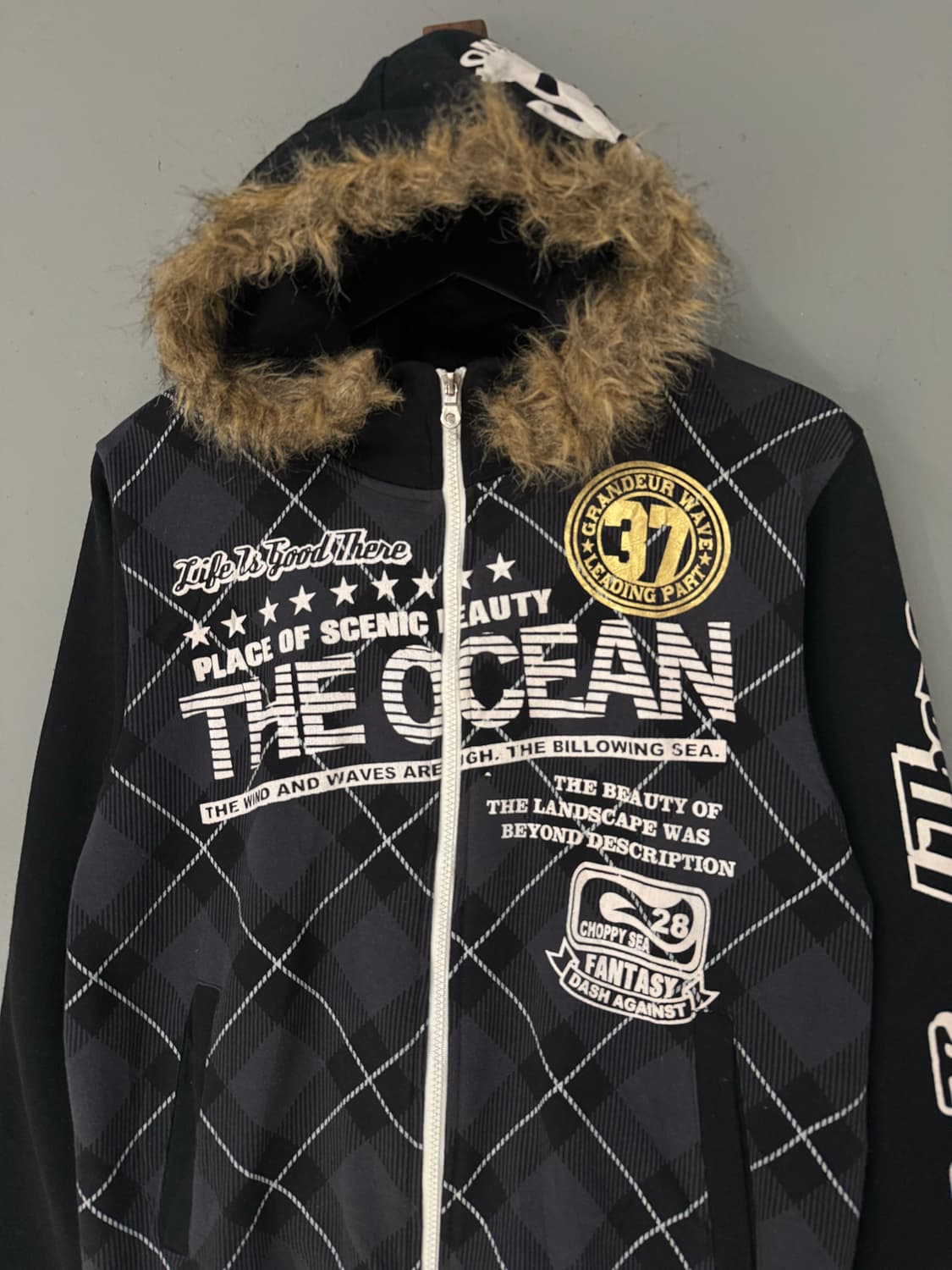 check pattern lettering fur hood zip-up 상품이미지7