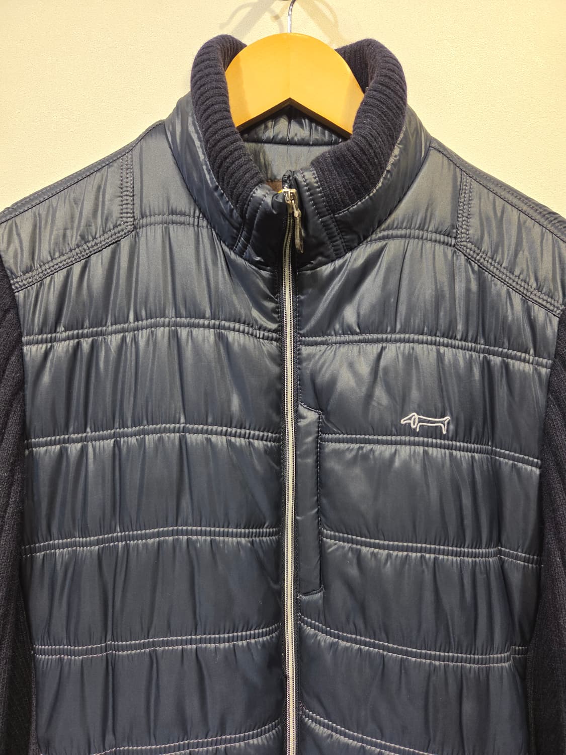 루이까스텔 울혼방 하이브리드 누빔 니트 집업 상품이미지3