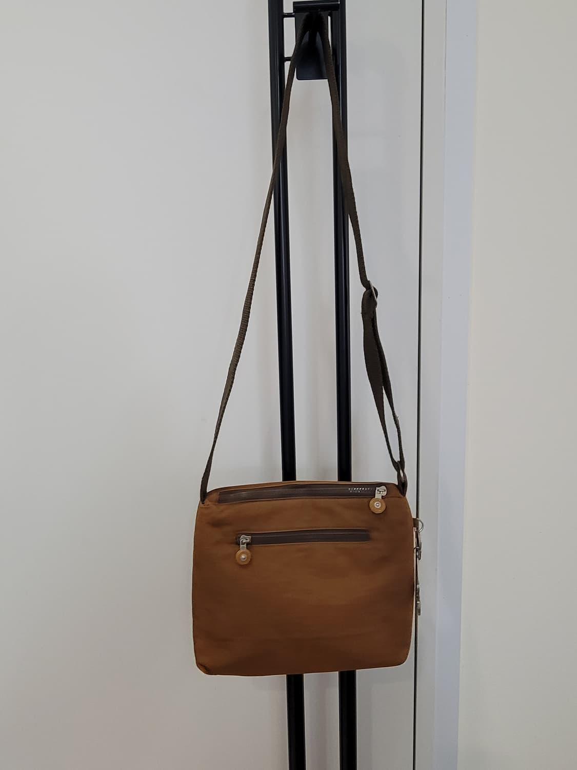 키플링 브라운 크로스 바디백 상품이미지5