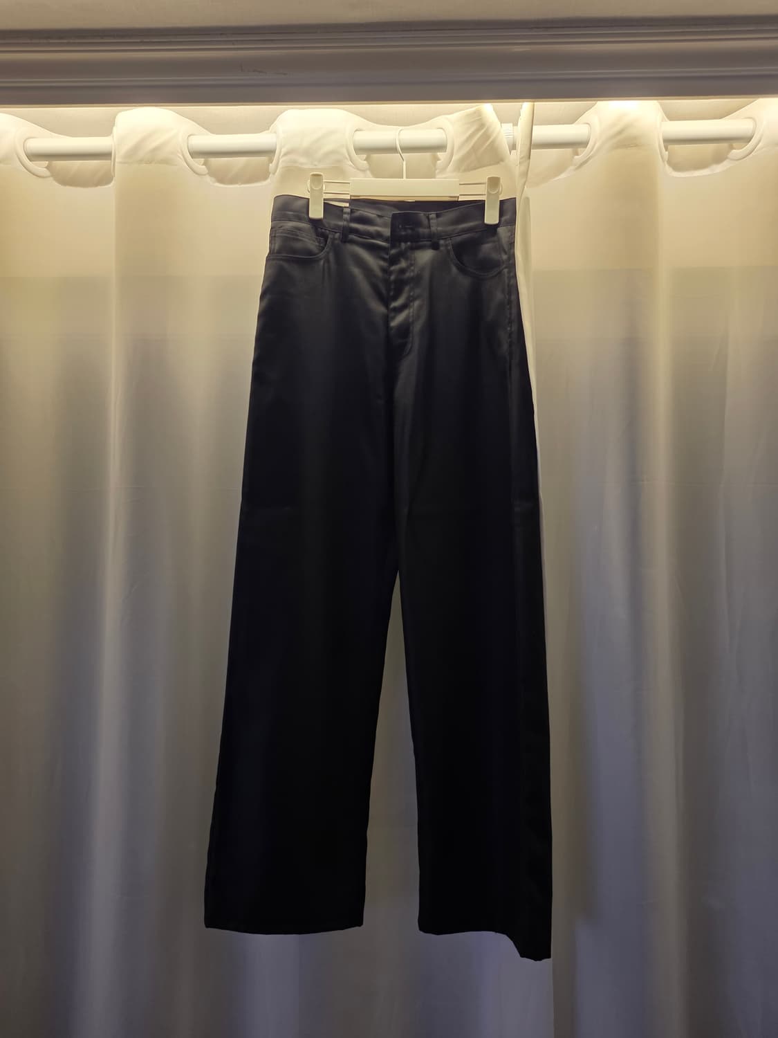 [48]Aieul Aryal Trouser_Black

 상품이미지2