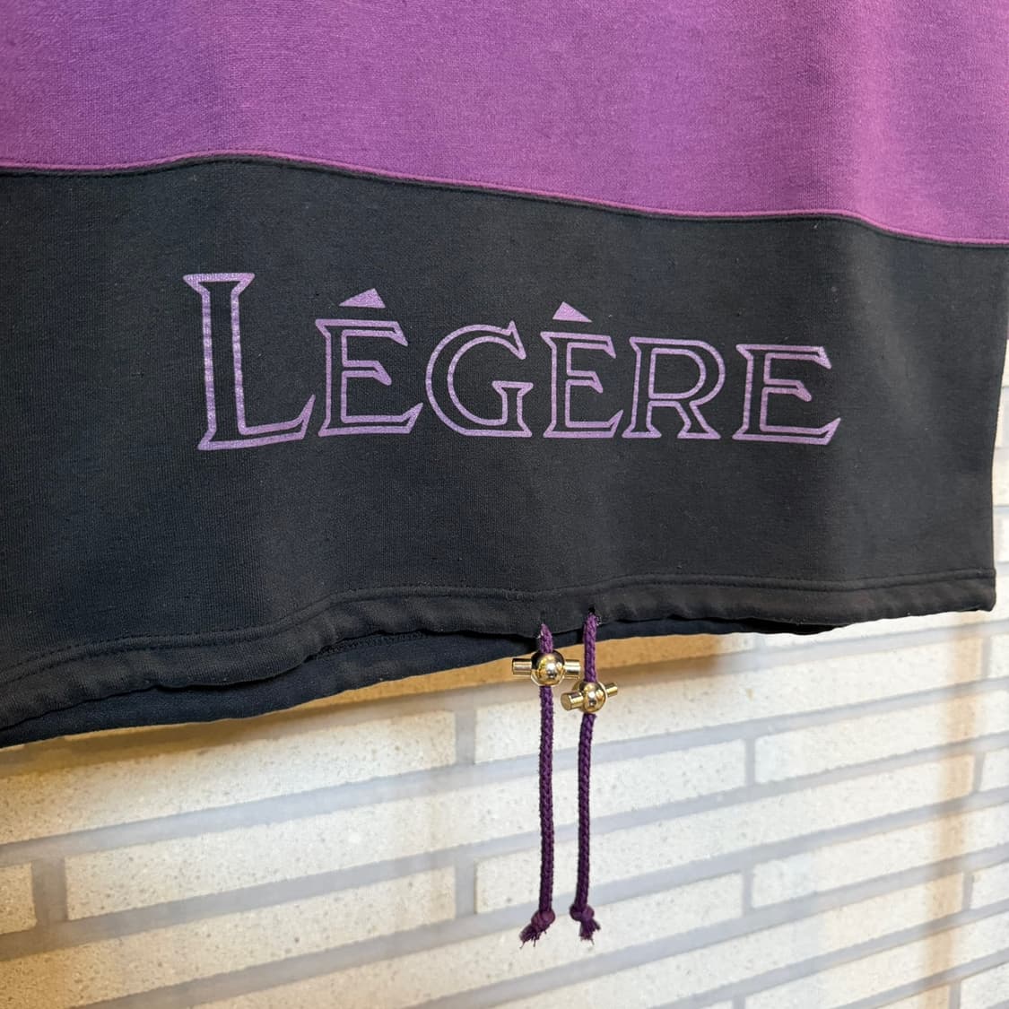 MCM 엠씨엠 크롭 슬리브 티셔츠 자수로고 밑단 스트링 디테일 퍼플 상품이미지6