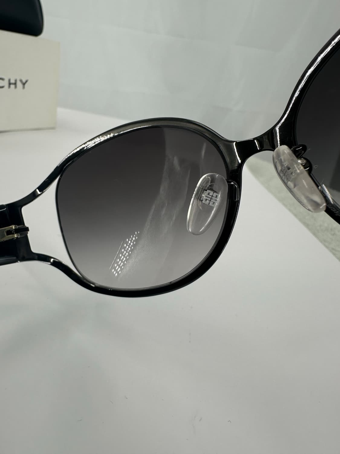 [새상품 무료배송] 정품 지방시 Made in Italy 선글라스 상품이미지5