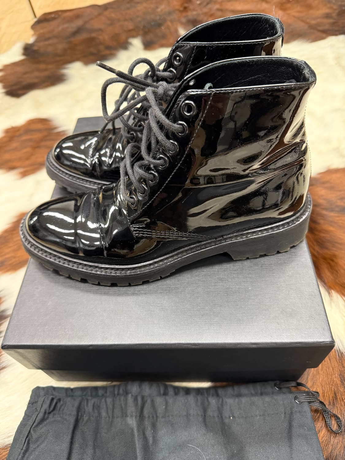 생로랑 페이턴트 워커 부츠 상품이미지6