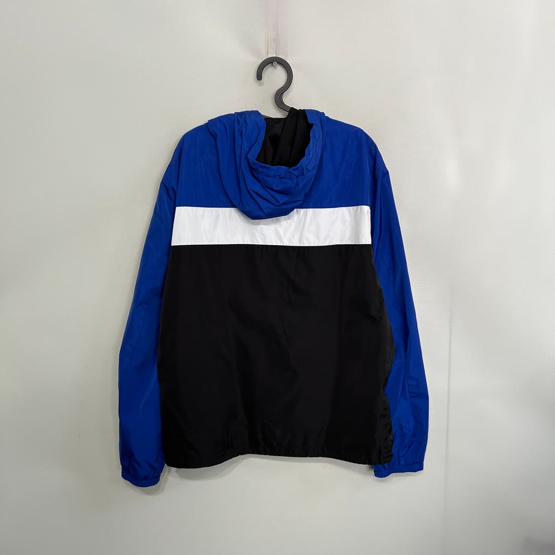 켈빈클라인 남성 바람막이 100 상품이미지3