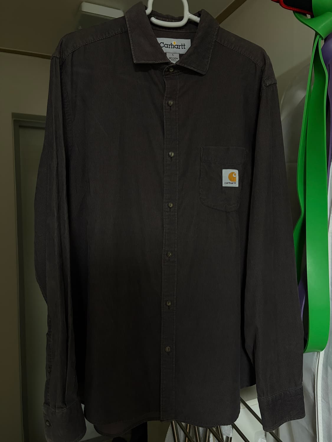 칼하트 코듀로이 셔츠 브라운 색상 L 사이즈 상품이미지1