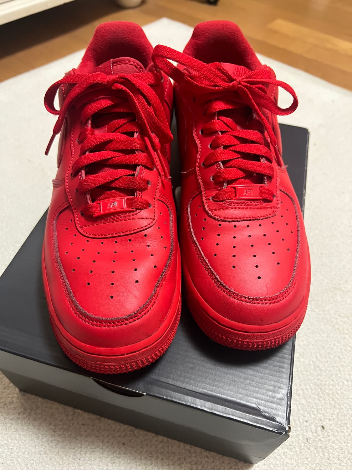 275 에어포스 1 로우 트리플 레드 올레드 올빨강 상품이미지3