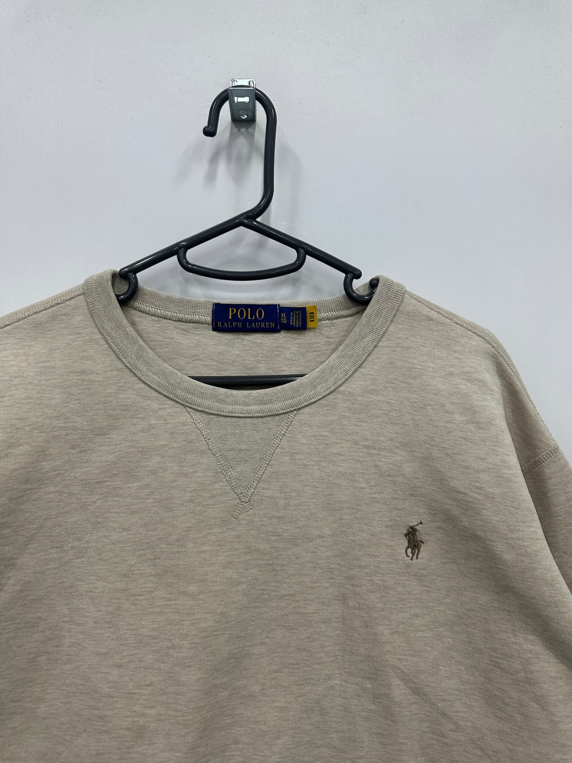 폴로 크림 베이지 맨투맨  상품이미지2