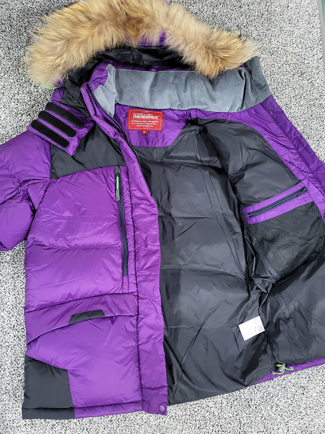 레드페이스 덕다운 재킷 (후드 라쿤 퍼 )  상품이미지2