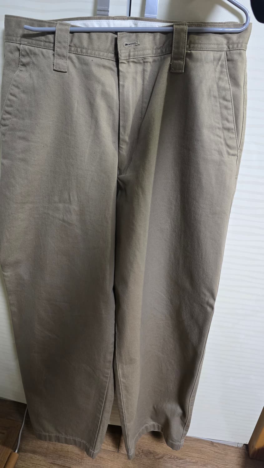 유니클로 치노팬츠 상품이미지2