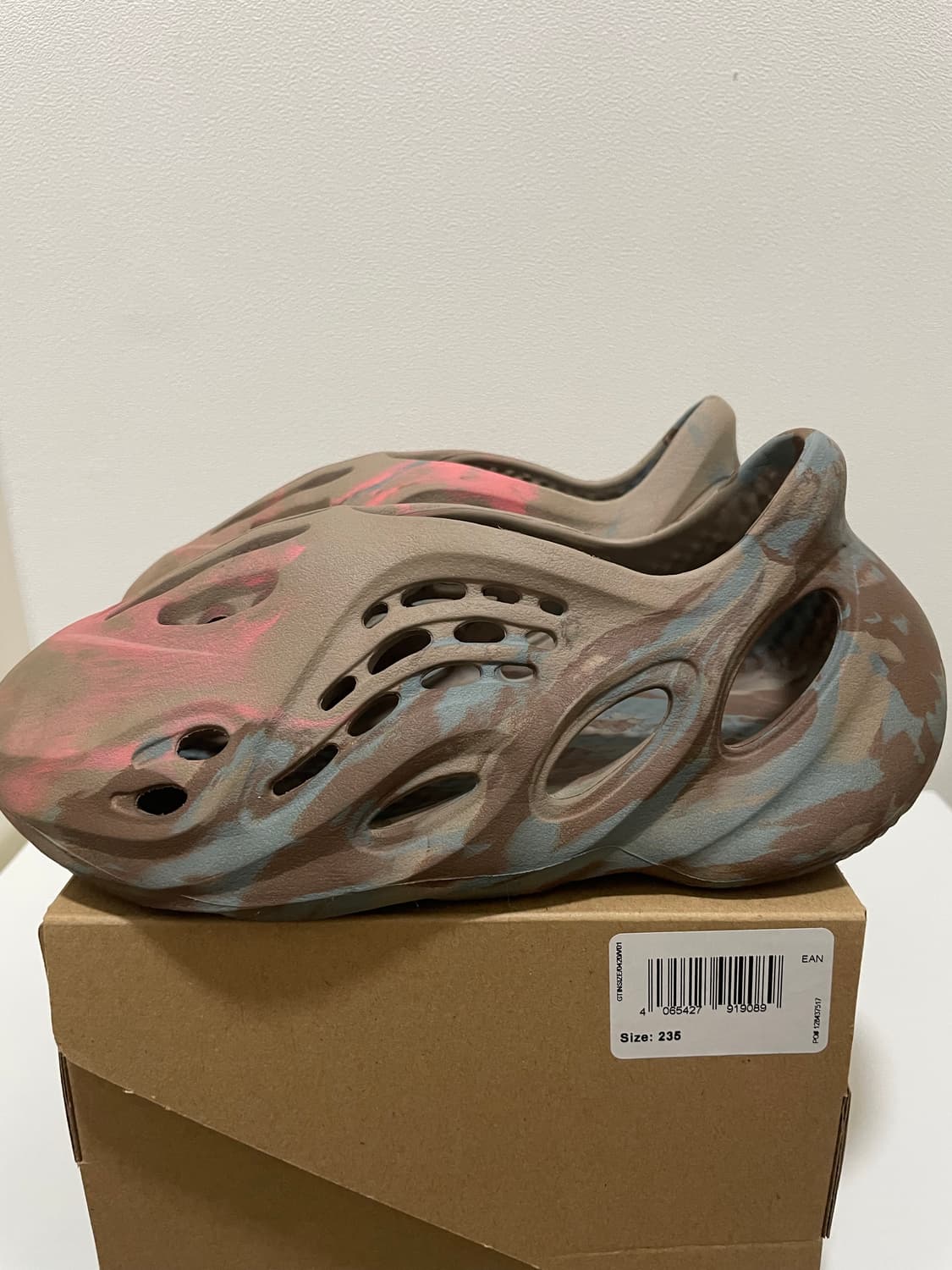 아디다스 이지 폼 러너 믹스 샌드 그레이 235 상품이미지4