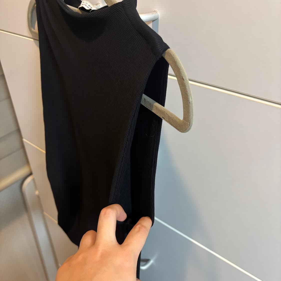 ZARA 블랙 엘라스틴 셔링 롱 원피스 상품이미지4