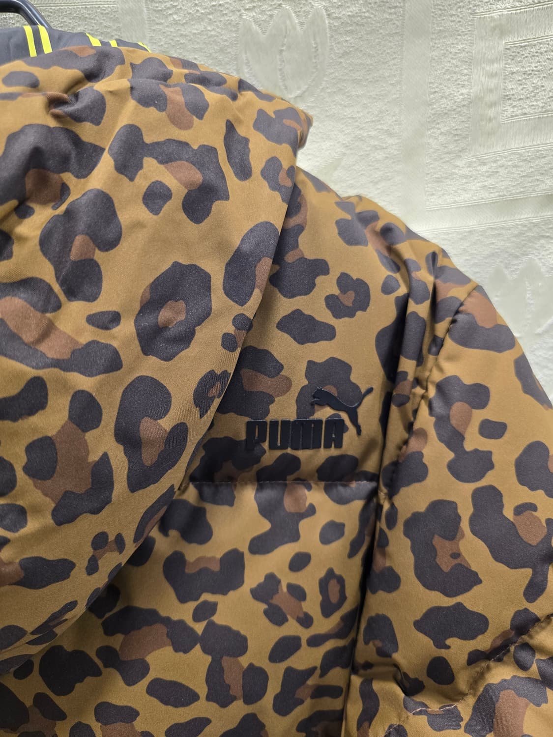 거의새거) 푸마 레오파드 패딩 점퍼 M (66) 상품이미지7