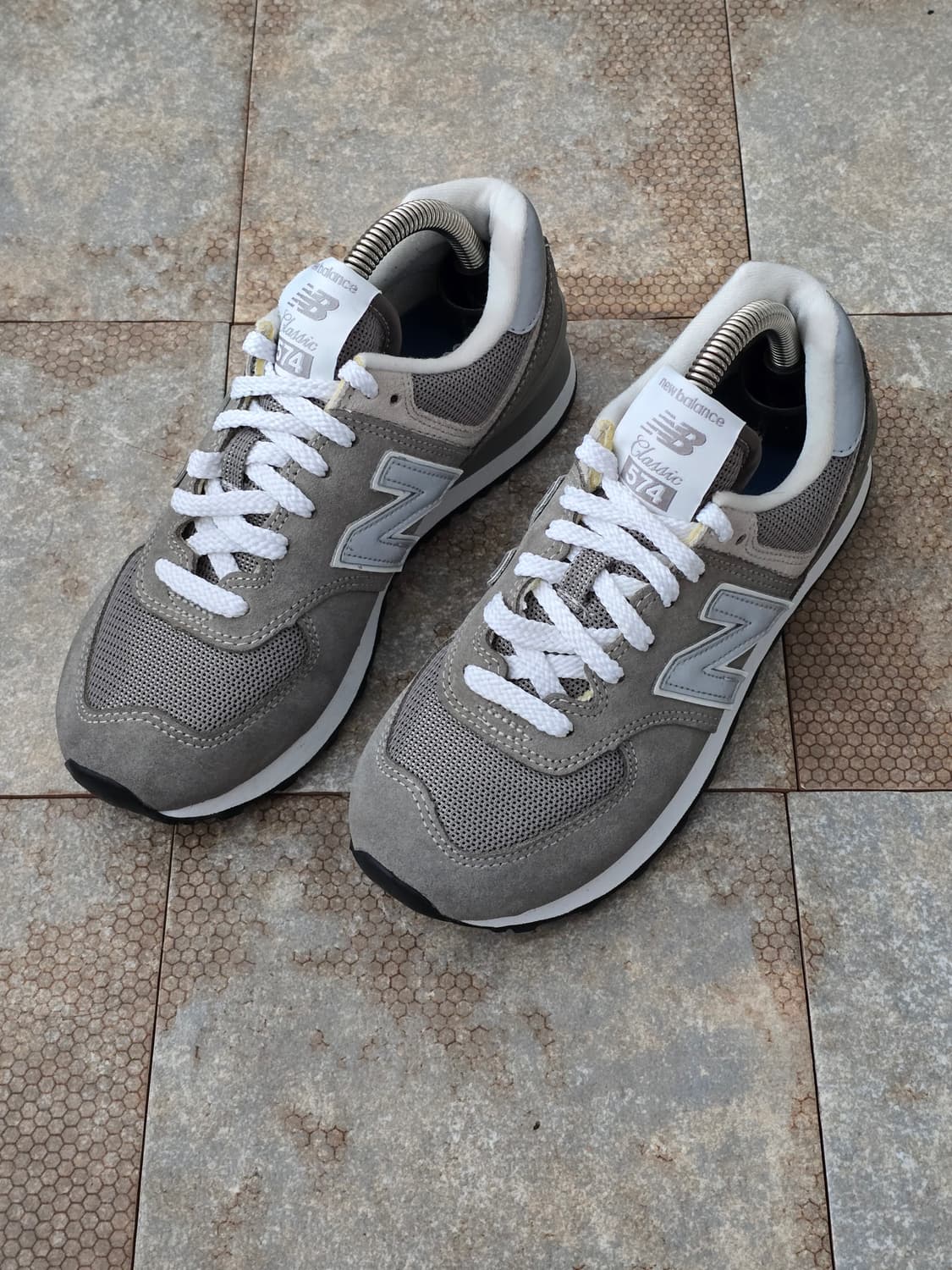 (225)뉴발란스 574 그레이  상품이미지1