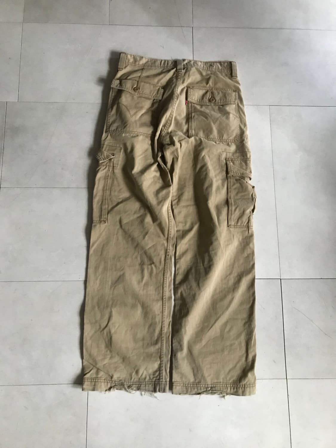 리바이스 베이지 와이드핏 카고팬츠 상품이미지6