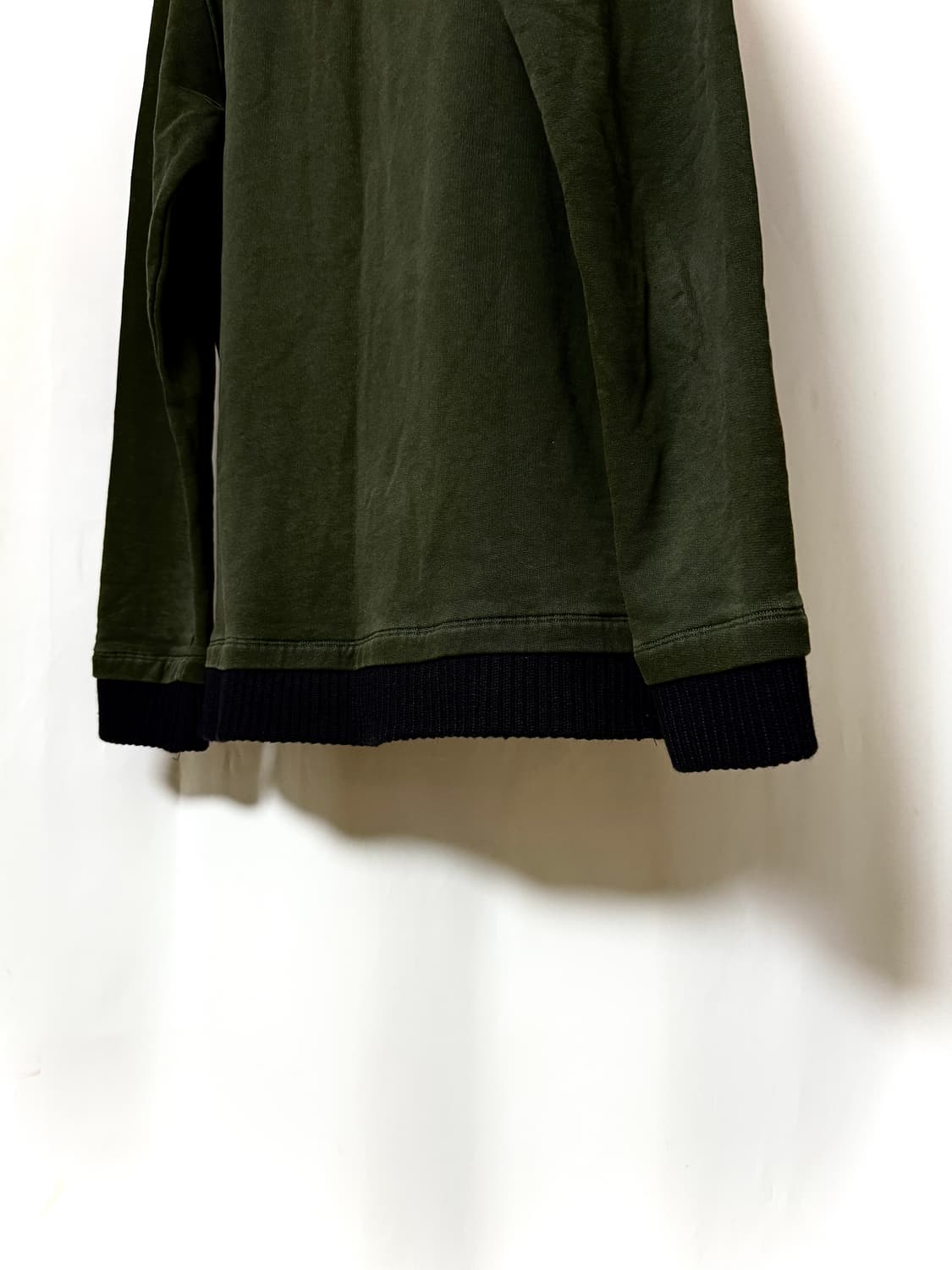 앤드뮐 미스터 밀리터리 레이어 맨투맨 상품이미지8