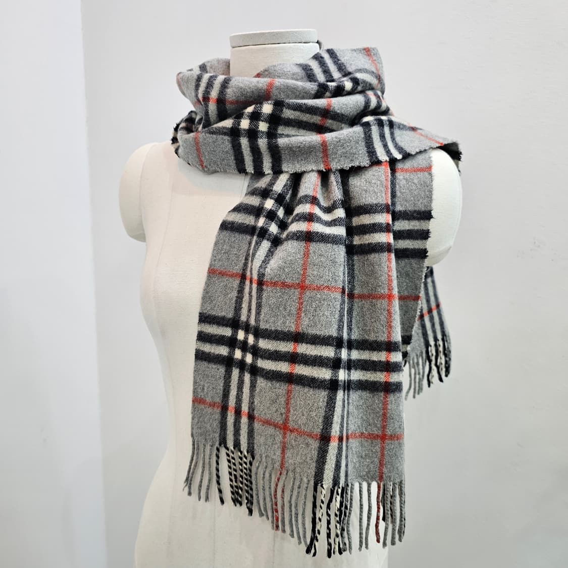 버버리 캐시미어 100% 머플러 상품이미지3