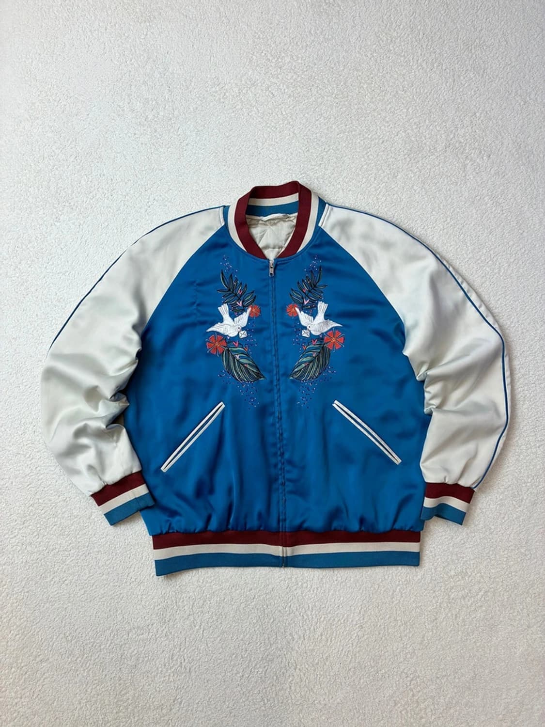 앤아더스토리 네츄럴 자수 스카쟌 자켓 PN5885 상품이미지4