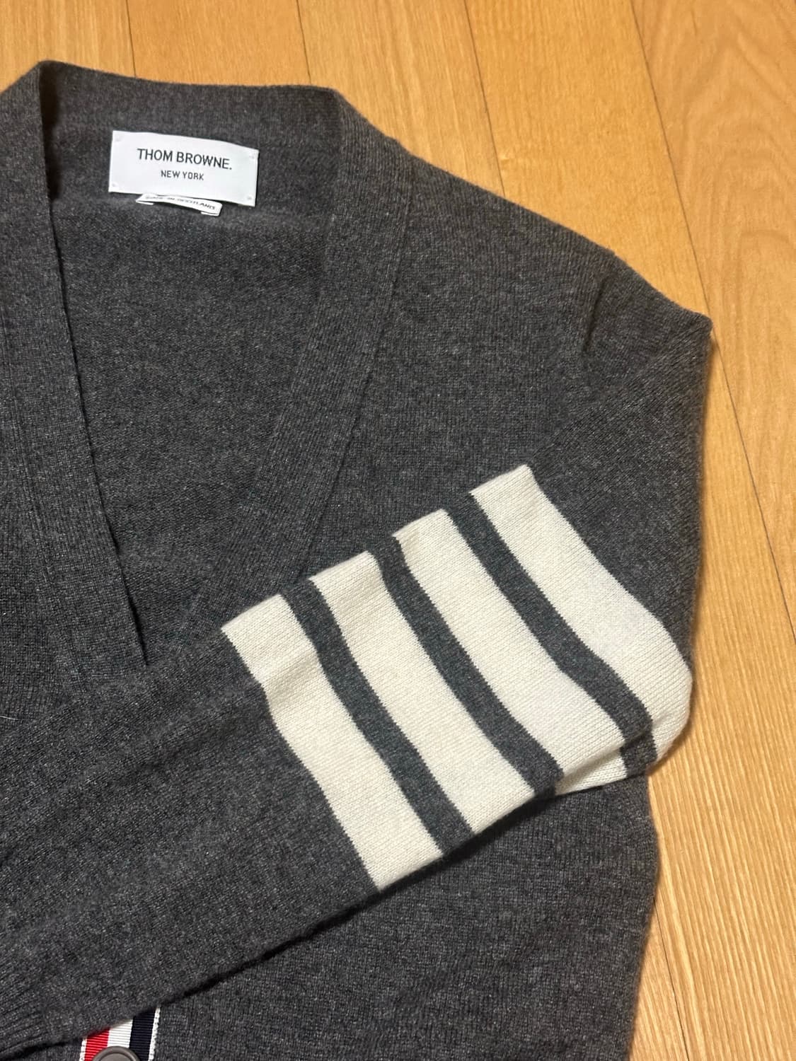 톰브라운 캐시미어 가디건 42 상품이미지2