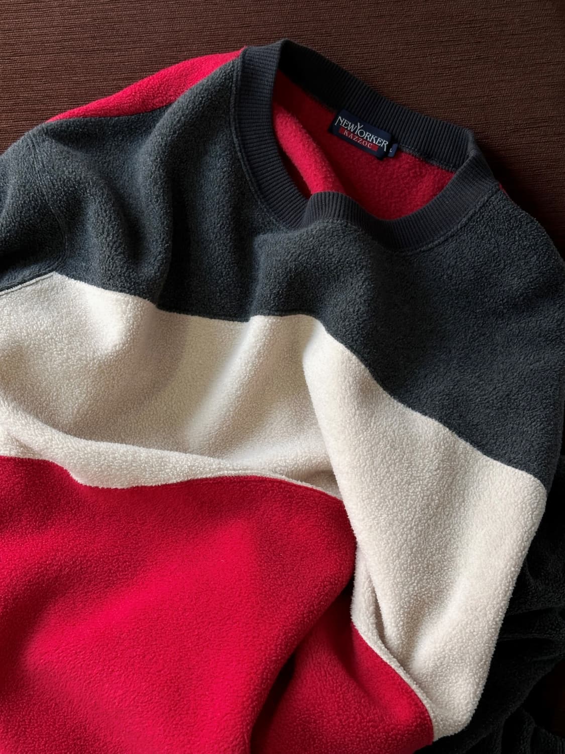 Fleece crew neck panel pullover 상품이미지1