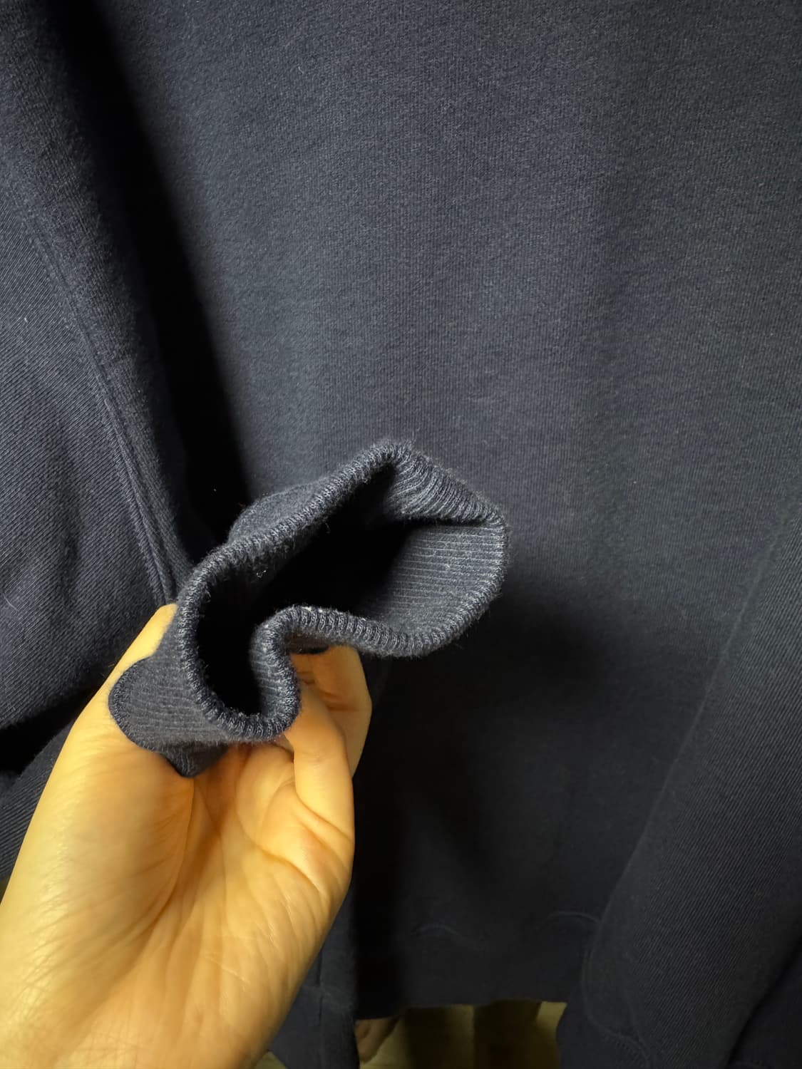 시눈 부클 로고 맨투맨 네이비 상품이미지8