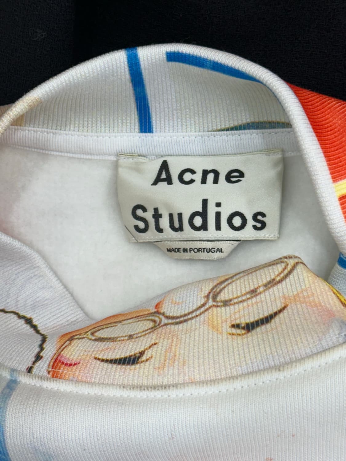 아크네 여성 맨투맨 상품이미지6