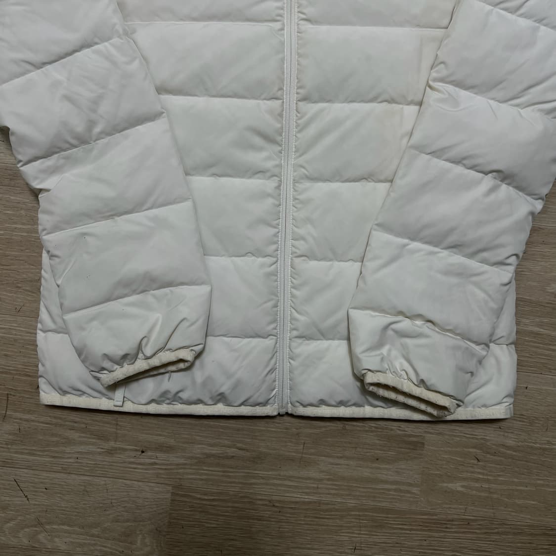 디스커버리 구스다운 경량패딩 상품이미지3