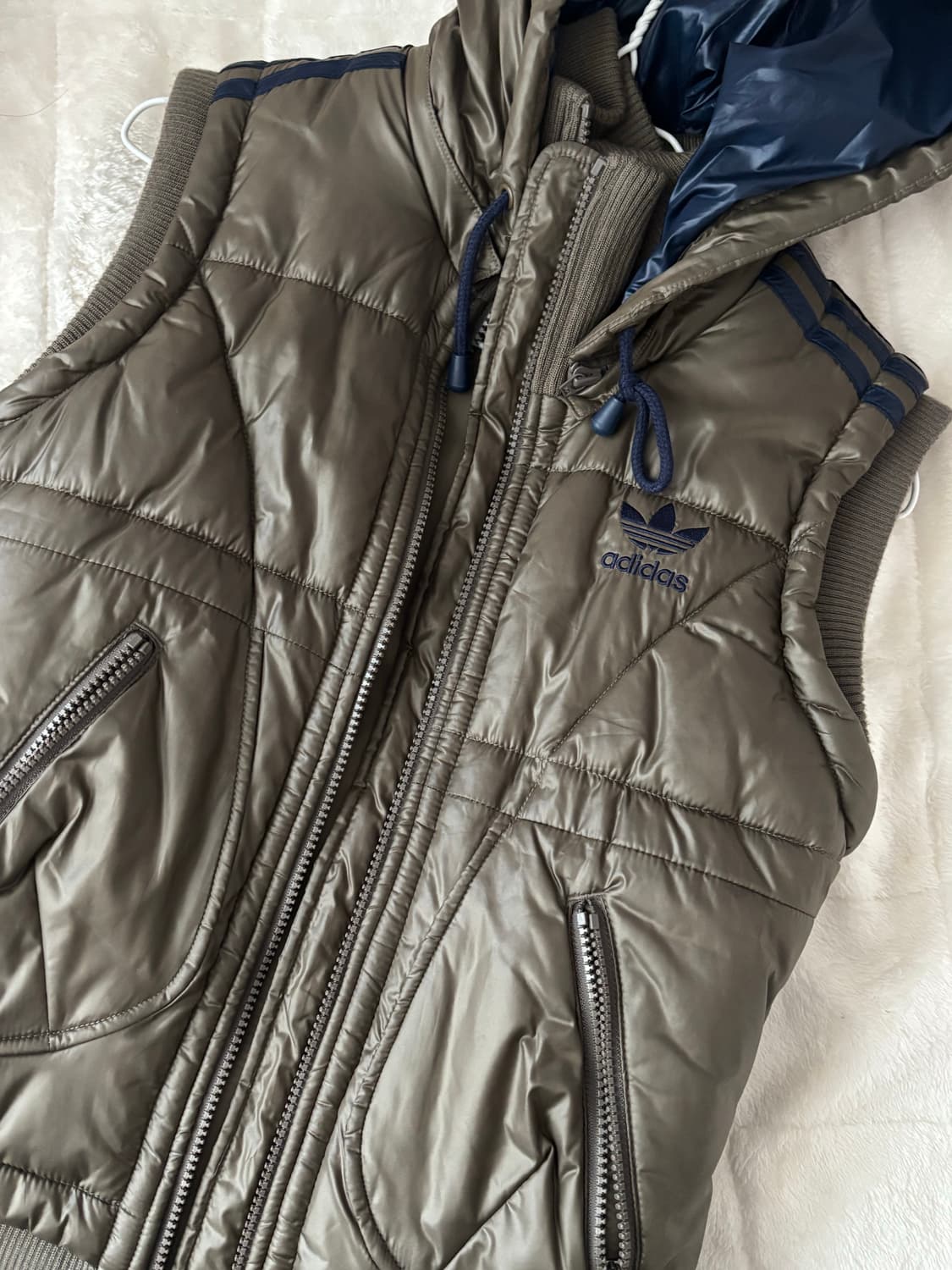 와투케 아디다스 패딩조끼 상품이미지1