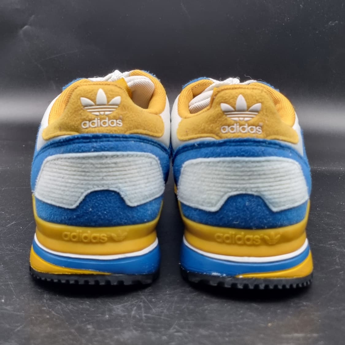 아디다스 ZX700 여성운동화235 상품이미지4