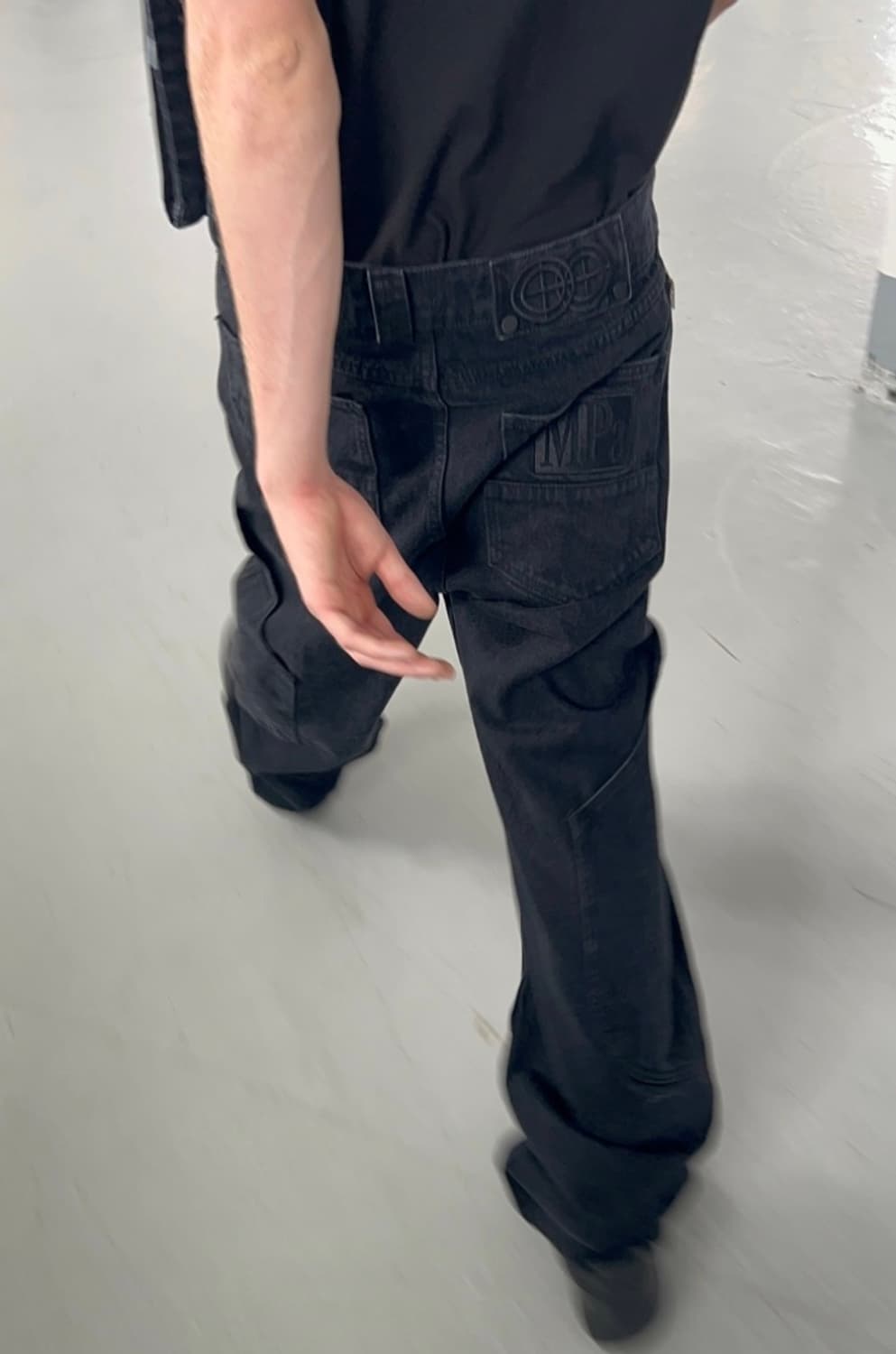  L 새상품 플라스틱프로덕트 MPa CALF POCKET 팬츠 블랙 상품이미지1