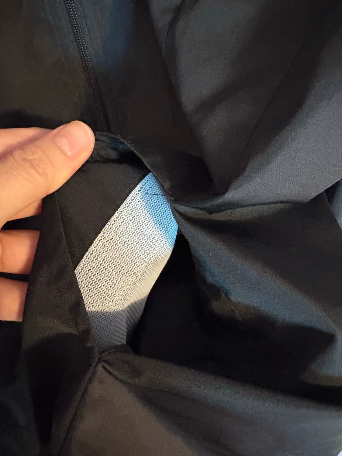 아디다스 CLIMAPROOF 바람막이 S 상품이미지4