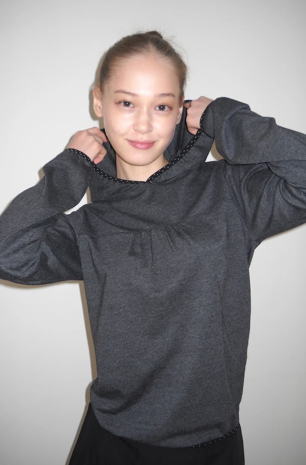 페스토 도트 스프링 후드티 상품이미지2