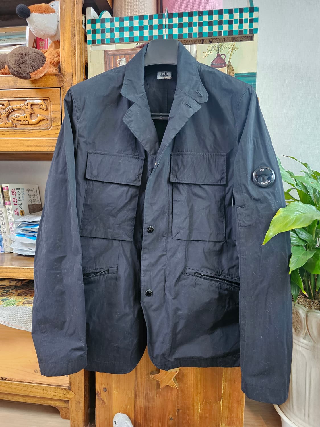 하이넥 씨피컴퍼니 자켓 팔아요 100사이즈 블랙 상품이미지5