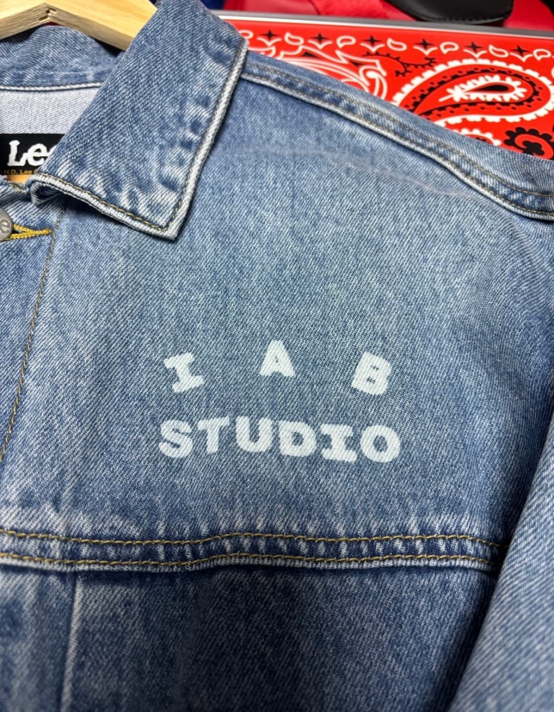아이앱 스튜디오 x 리 데님 자켓 인디고 L 상품이미지2